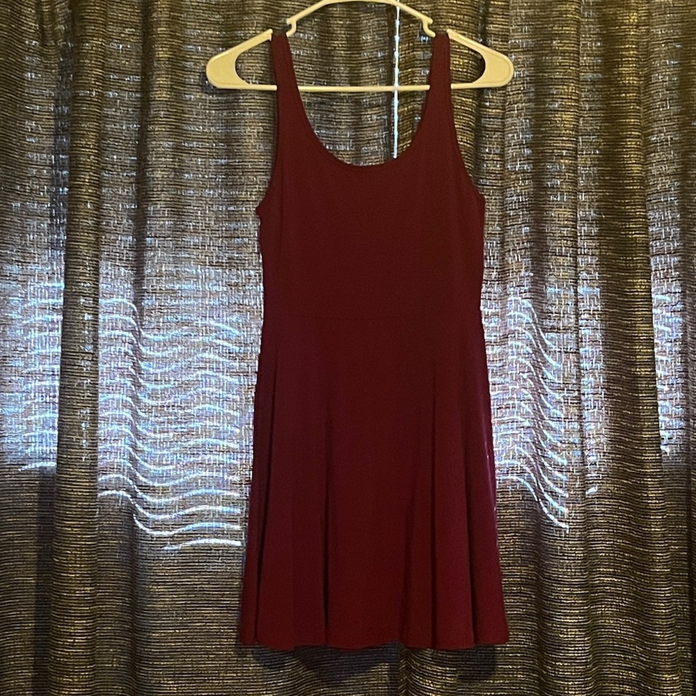 Express NWT Burgundy Sleeveless Dress Small